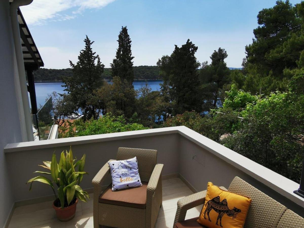 Villa Poljana Mali Lošinj Buitenkant foto