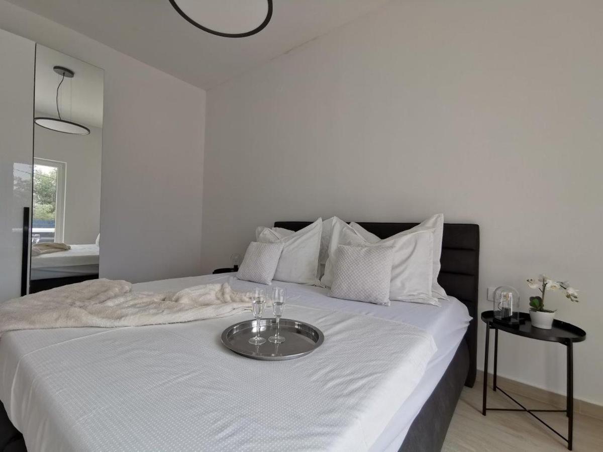 Villa Poljana Mali Lošinj Buitenkant foto