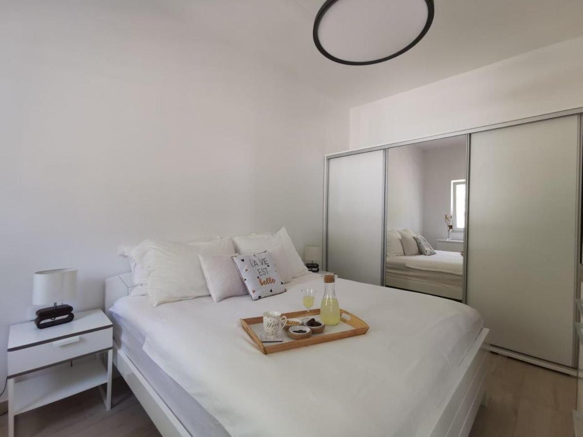 Villa Poljana Mali Lošinj Buitenkant foto